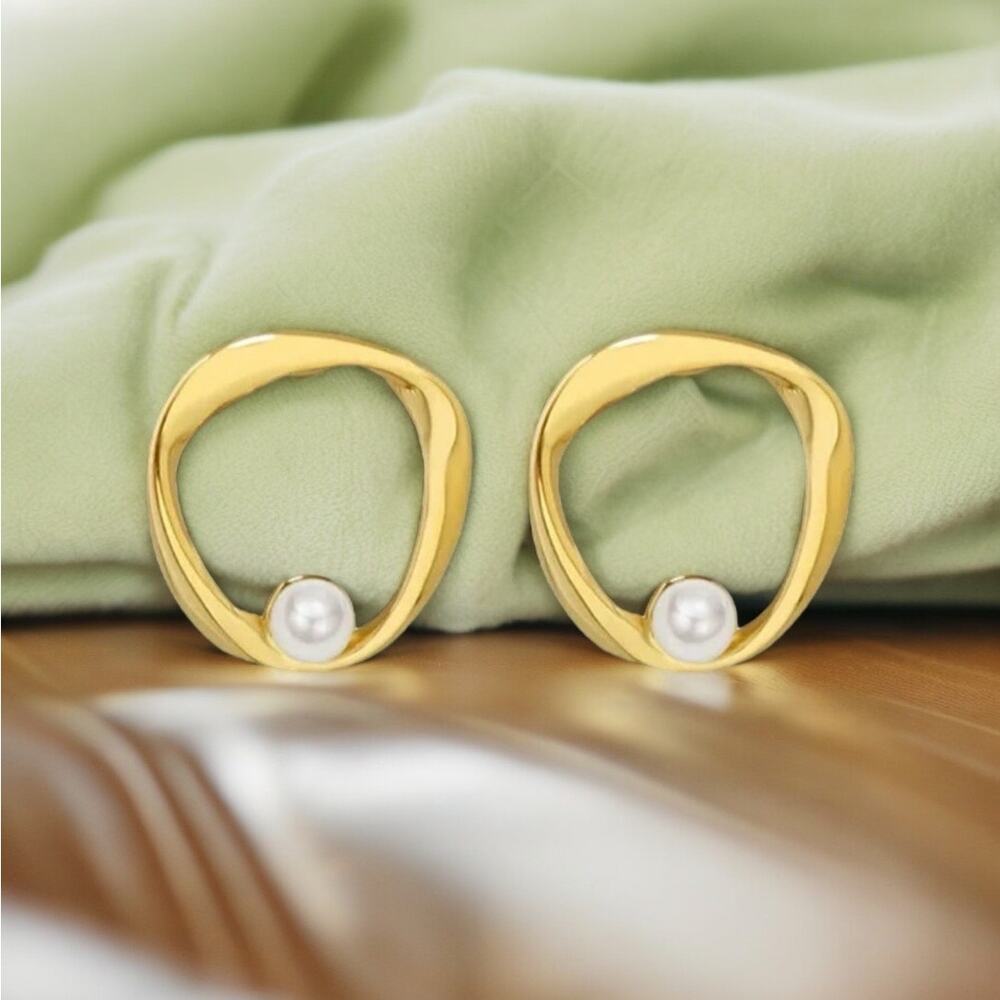 NEW 18K yellow gold plated pearl hoop drop earrings jewelry B25A